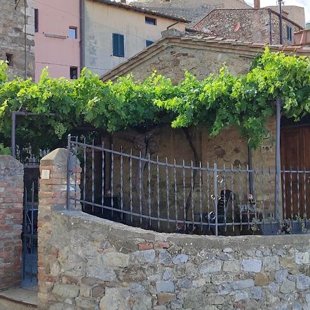 فيلا La Casina Di Nonna Lola Castiglione dʼOrcia المظهر الخارجي الصورة