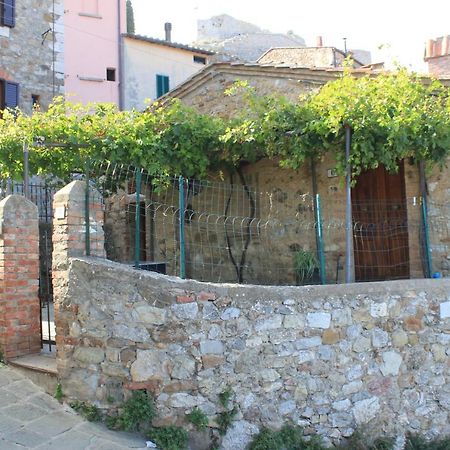 فيلا La Casina Di Nonna Lola Castiglione dʼOrcia المظهر الخارجي الصورة