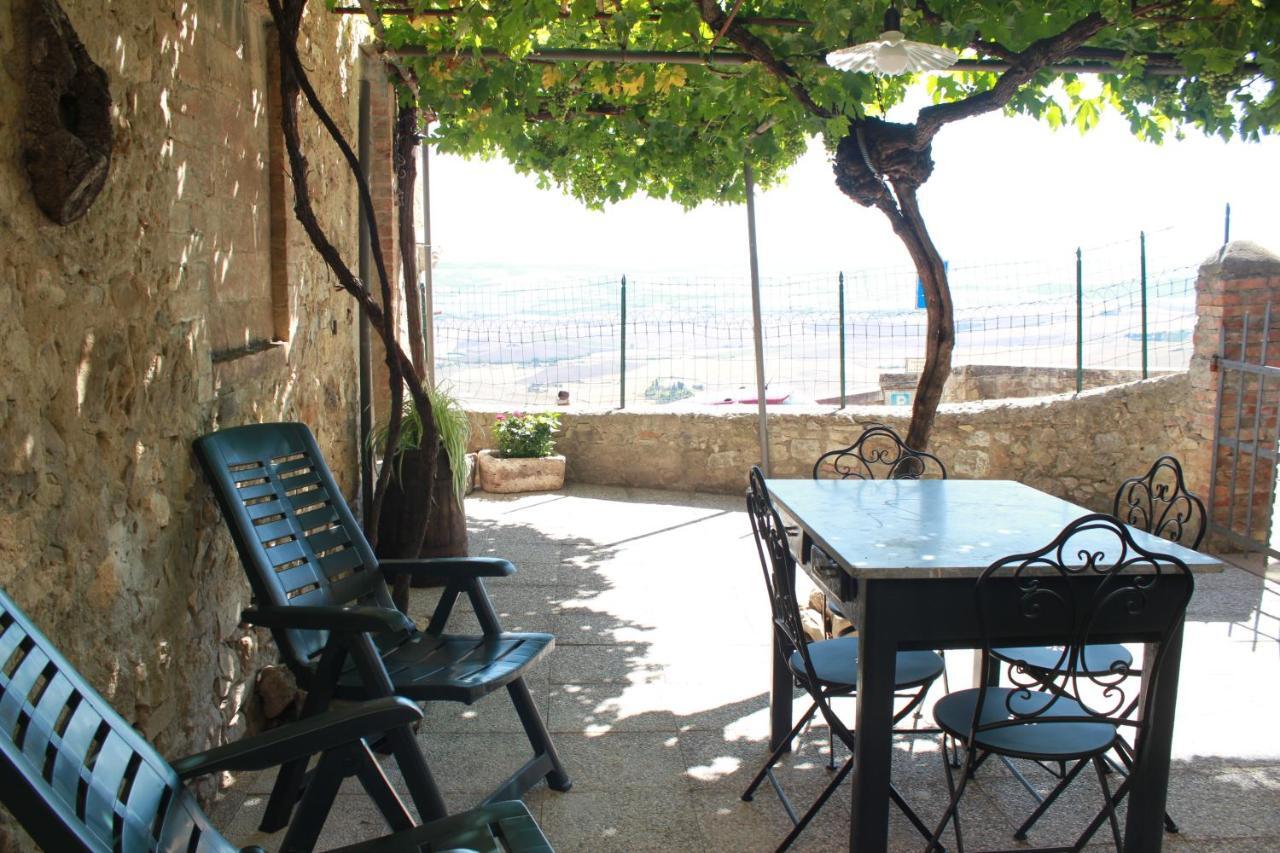 فيلا La Casina Di Nonna Lola Castiglione dʼOrcia المظهر الخارجي الصورة